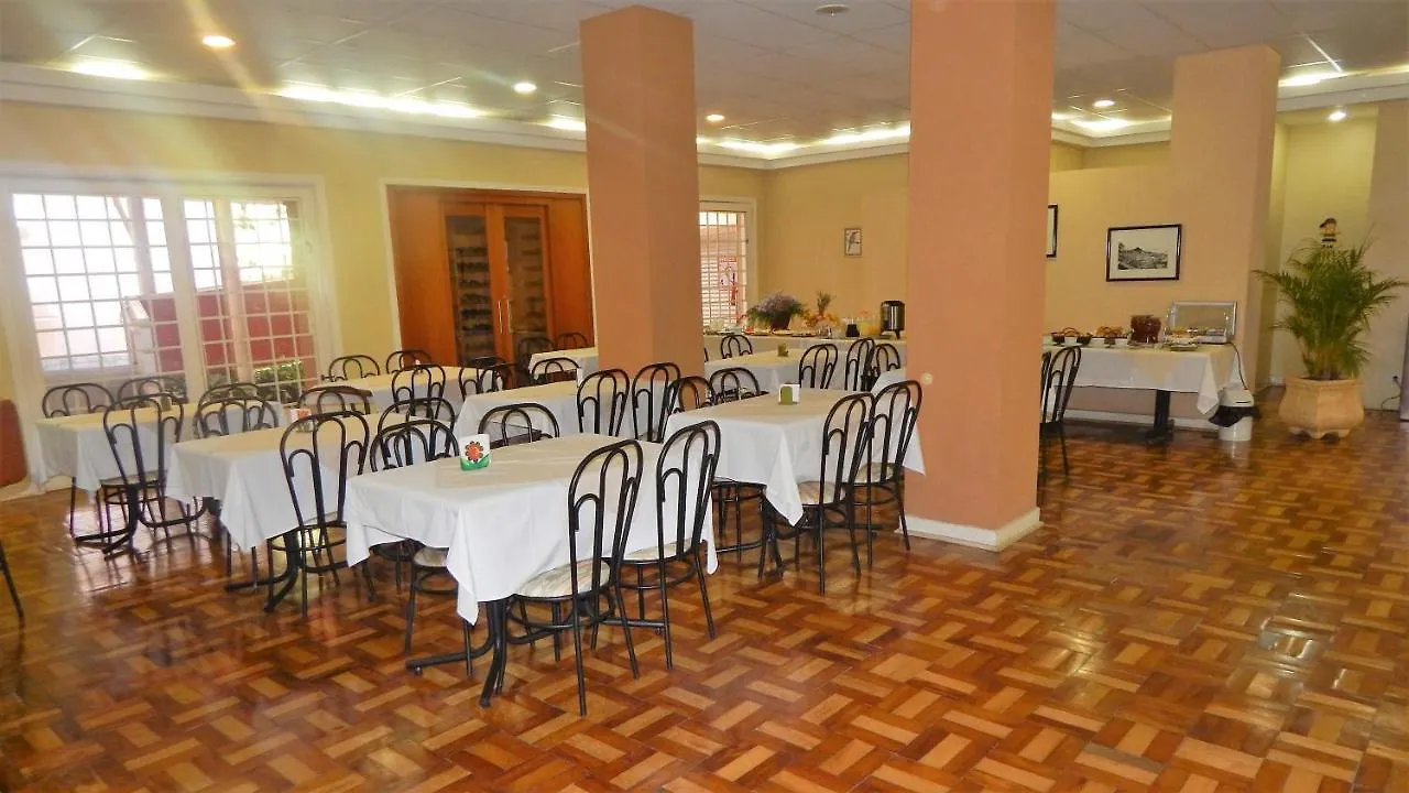 Hotel Platanus Campos do Jordao 3*,